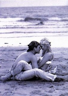 un certain romantisme,sommeille au coeur de toute femme, ne dites pas le contraire!!!