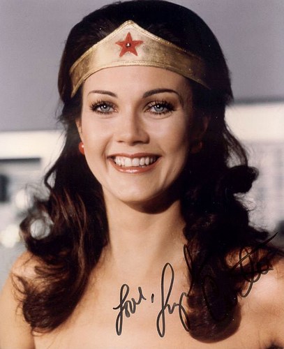 wonder woman  je la trouve magnifique